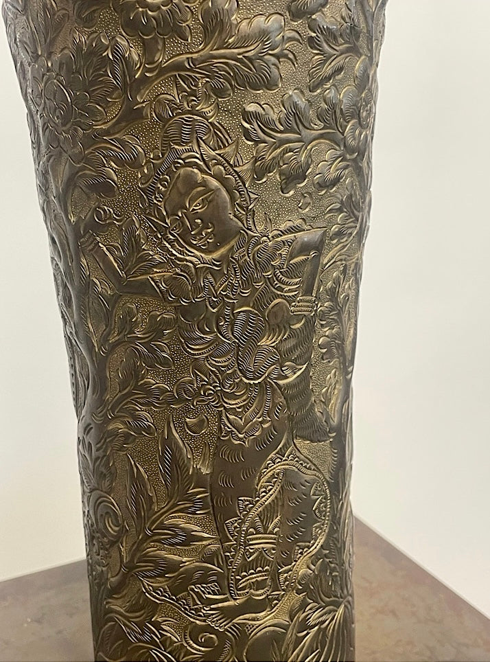 collectable carved trench art artillery shell